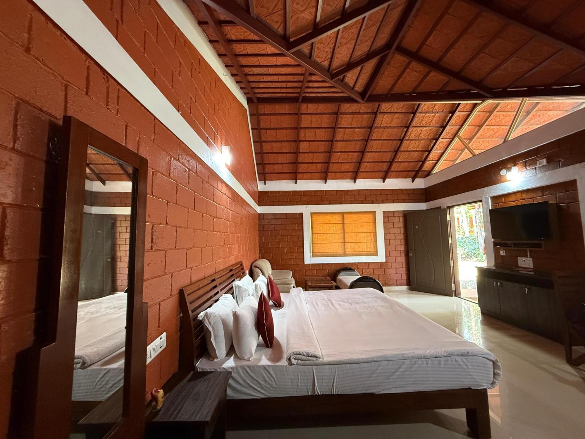 Coffee Grove Resort Чикмагалур Экстерьер фото