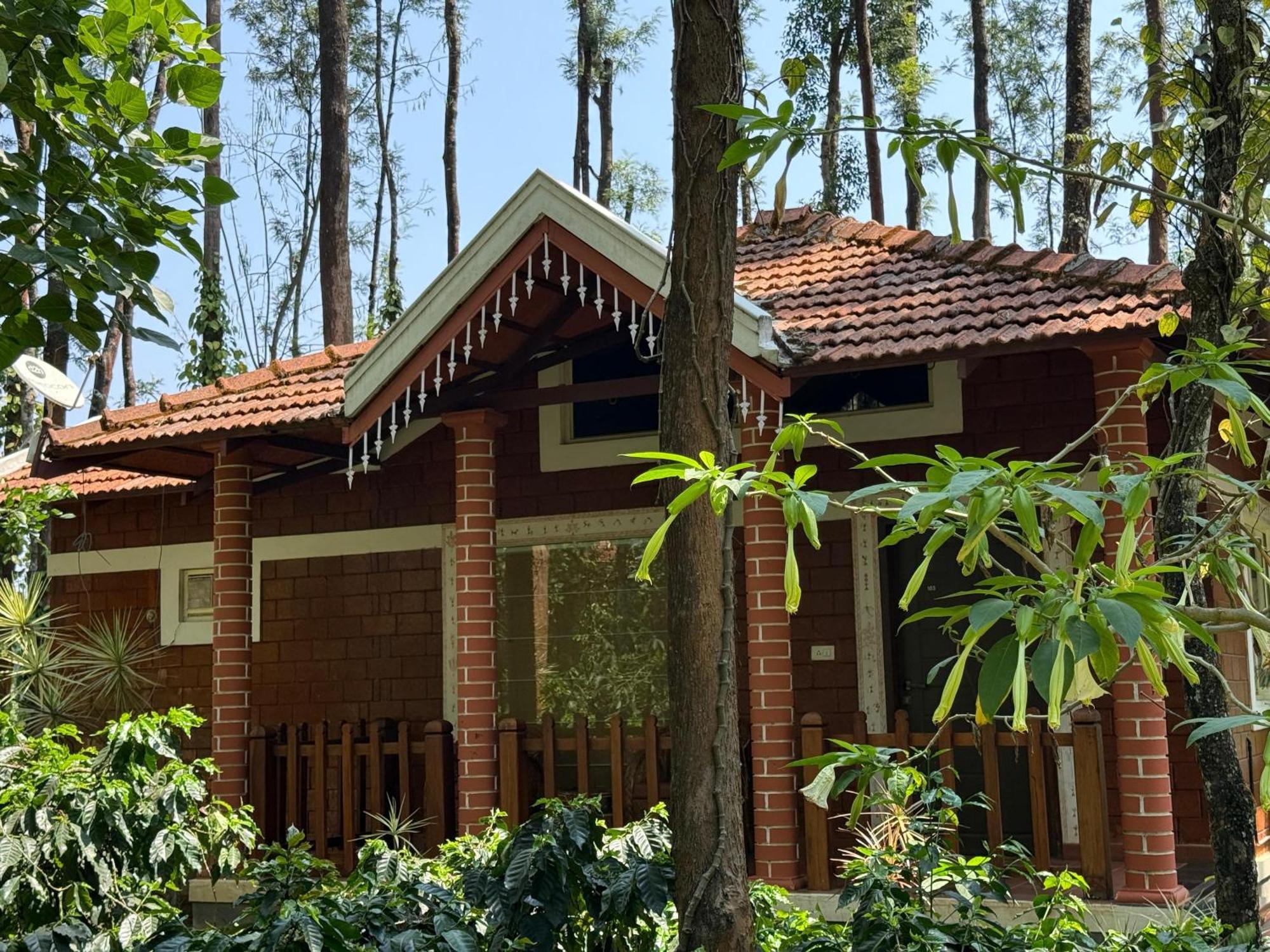 Coffee Grove Resort Чикмагалур Экстерьер фото