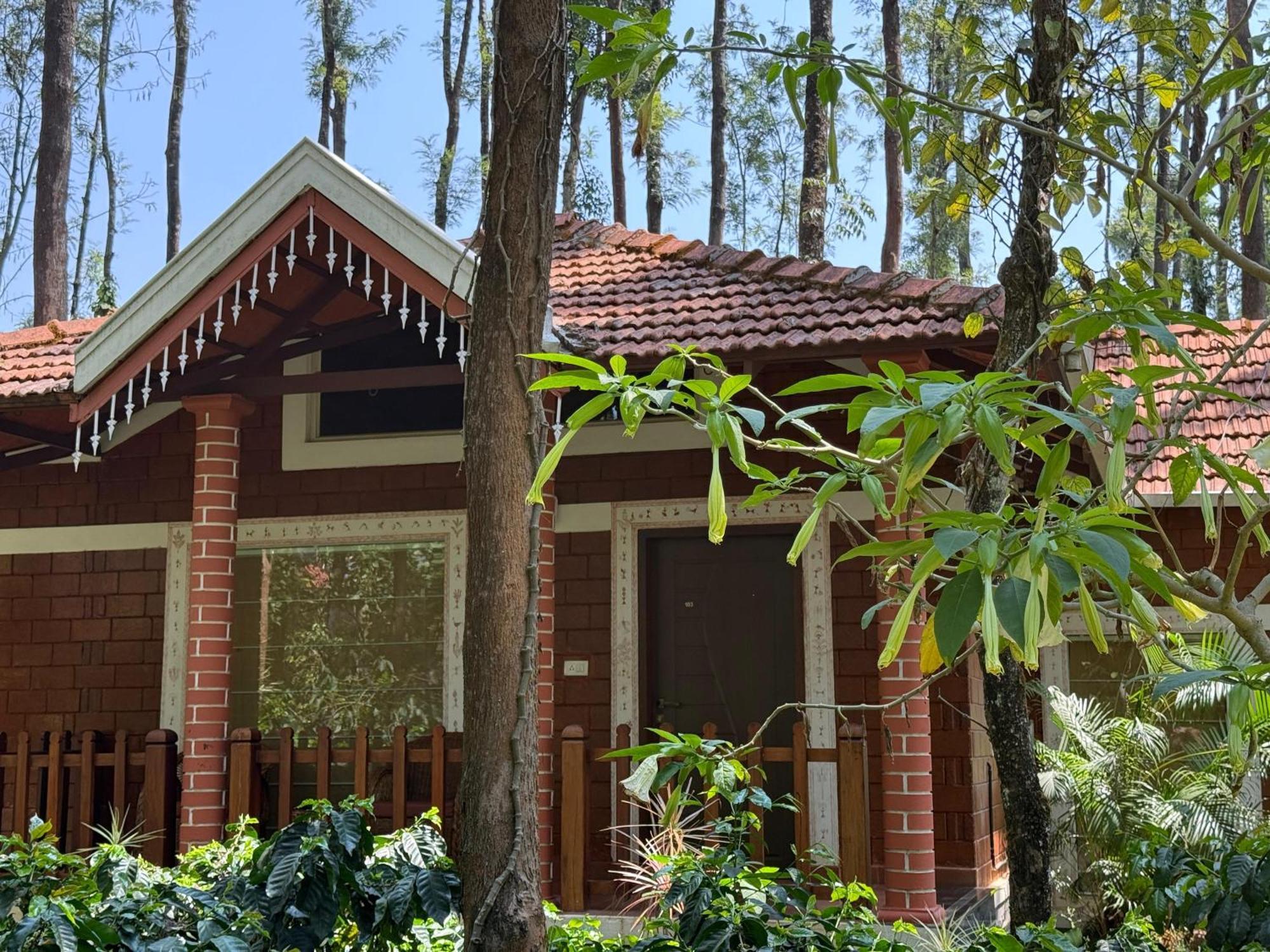Coffee Grove Resort Чикмагалур Экстерьер фото